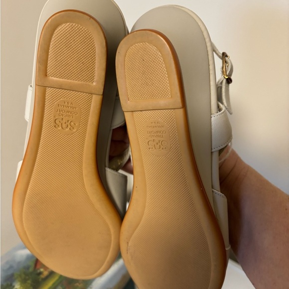 SAS Cream Wedge Sandals with Ankle Strap - Picture 3 of 8